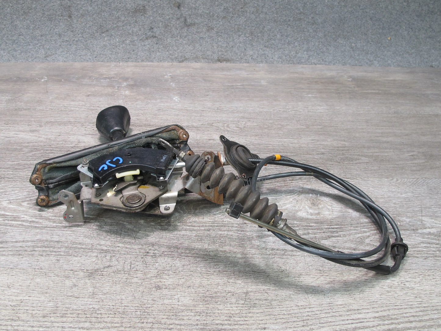 92-93 Chevrolet Corvette C4 A/T Automatic Transmission Shifter w Cable OEM
