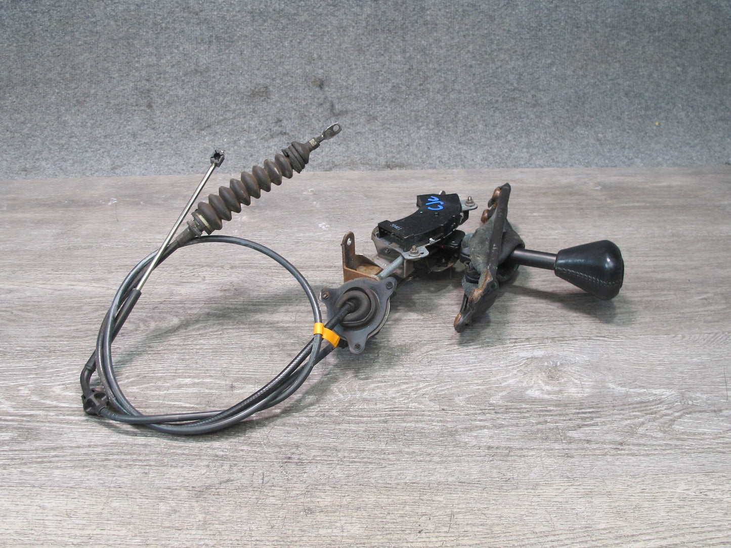 92-93 Chevrolet Corvette C4 A/T Automatic Transmission Shifter w Cable OEM