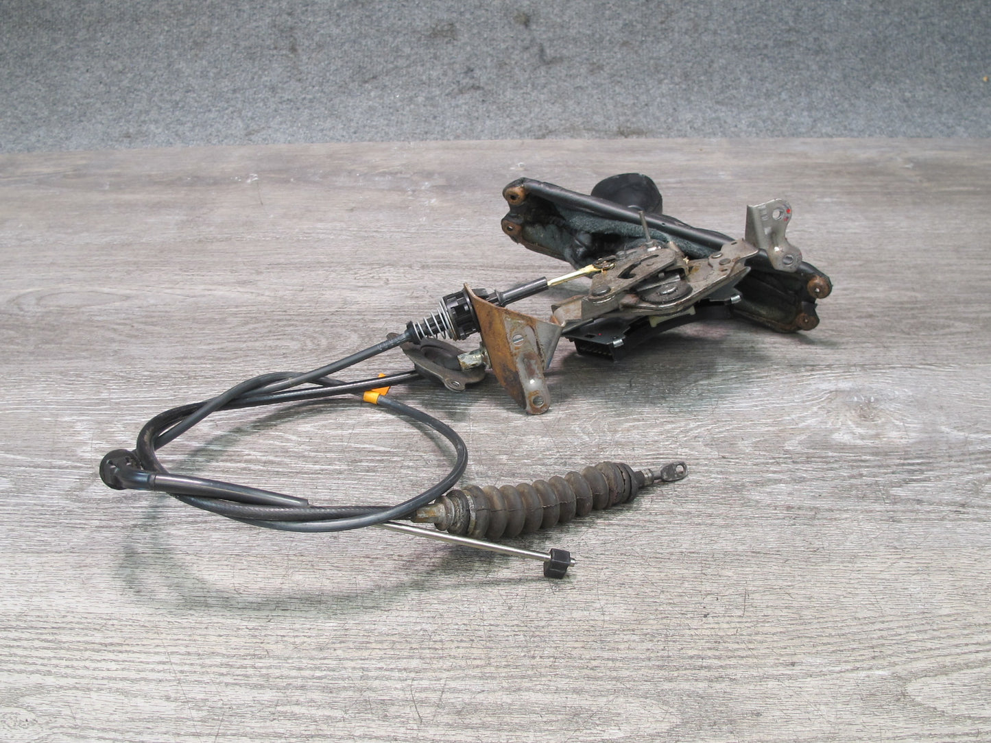 92-93 Chevrolet Corvette C4 A/T Automatic Transmission Shifter w Cable OEM