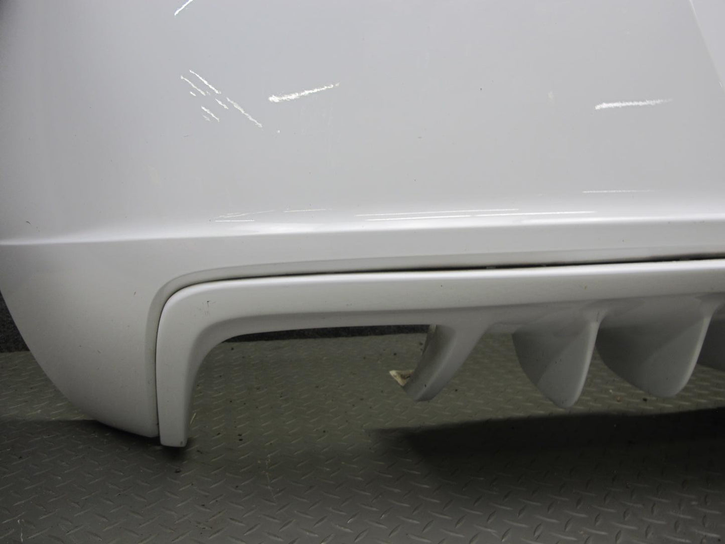 07-10 Saturn SKY RED Line 2.0L Turbo Rear Bumper Cover Polar White OEM