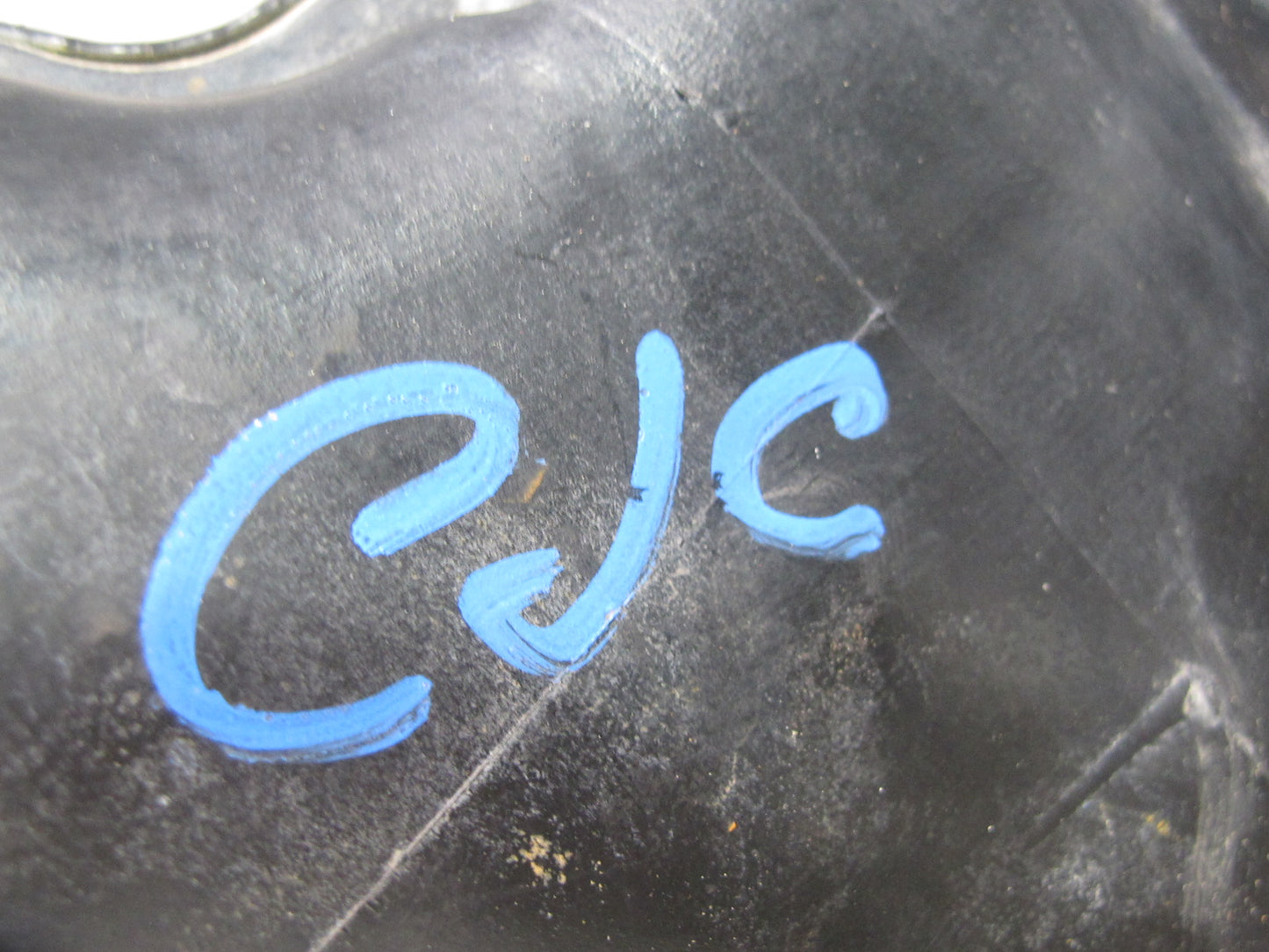 90-96 Chevrolet Corvette C4 Engine Radiator Surge Expansion Tank 10157994 OEM