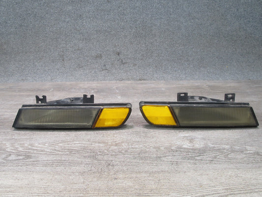 91-96 Chevrolet Corvette C4 Set of 2 Front Left & Right Side Marker Light OEM