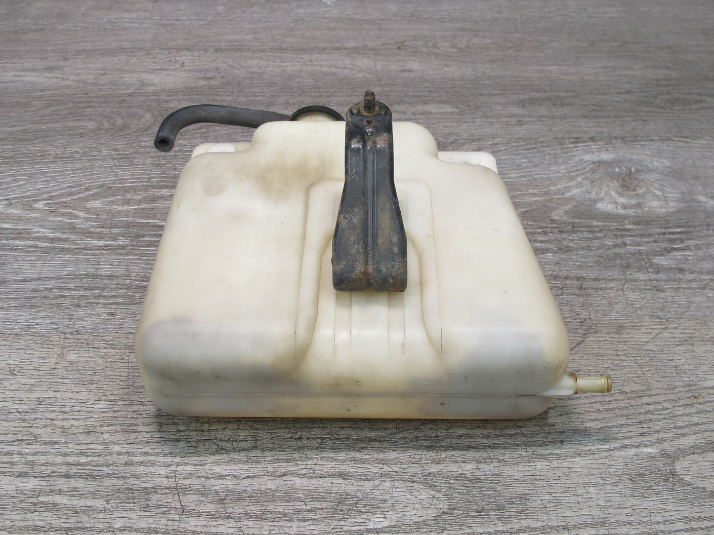 92-00 Lexus JZZ31L SC300 Engine Coolant Expansion Overflow Reservoir Tank OEM