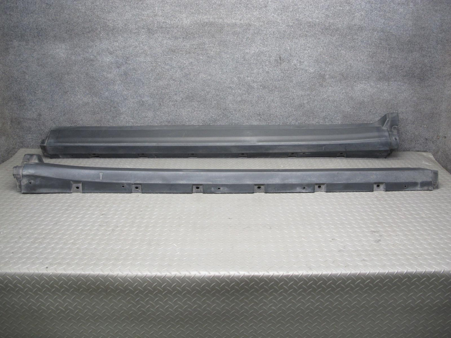 2017-2020 Maserati Levante M161 Side Skirt Rocker Panel Lower Molding Set of 2