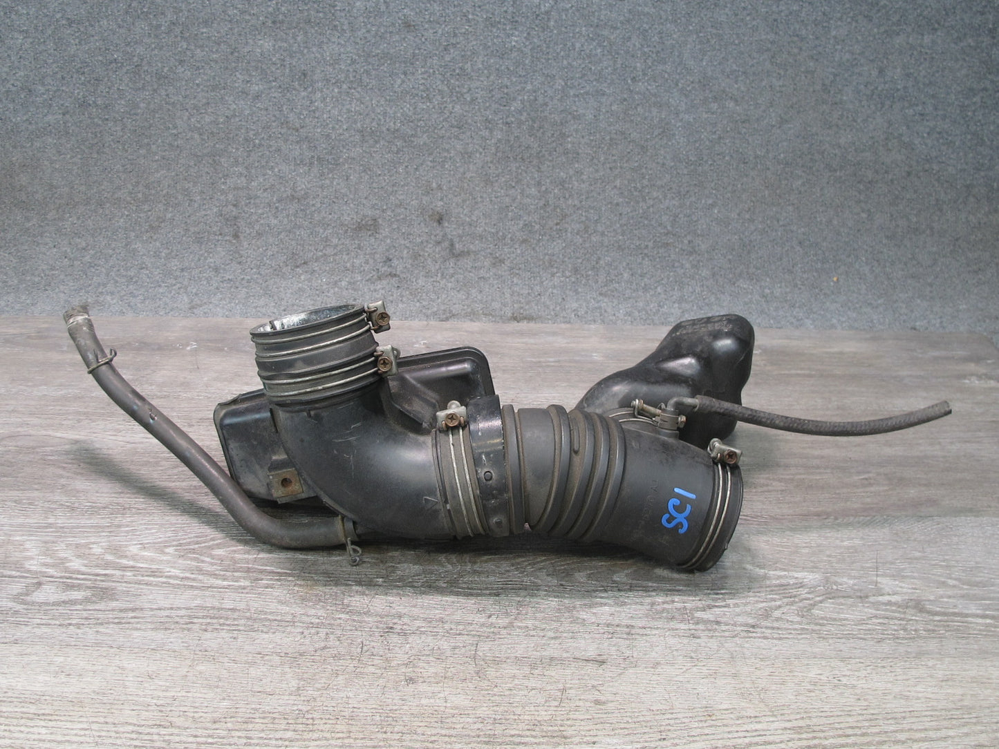 98-00 Lexus JZZ31L SC300 2JZGE Air Intake Resonator w Hose Tube 17893-46120 OEM