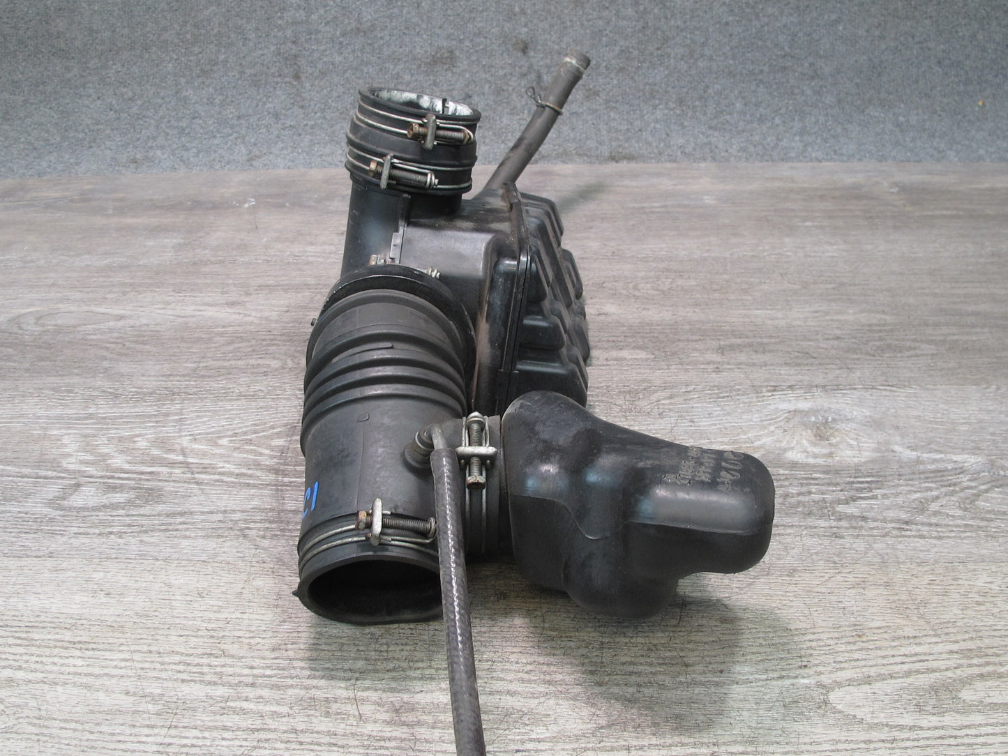 98-00 Lexus JZZ31L SC300 2JZGE Air Intake Resonator w Hose Tube 17893-46120 OEM