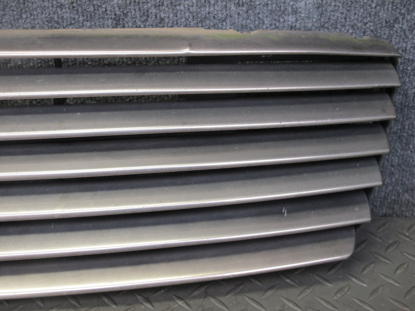 96-99 Mercedes W140 C140 CL Coupe Front Hood Grille w Emblem 1408880060 OEM