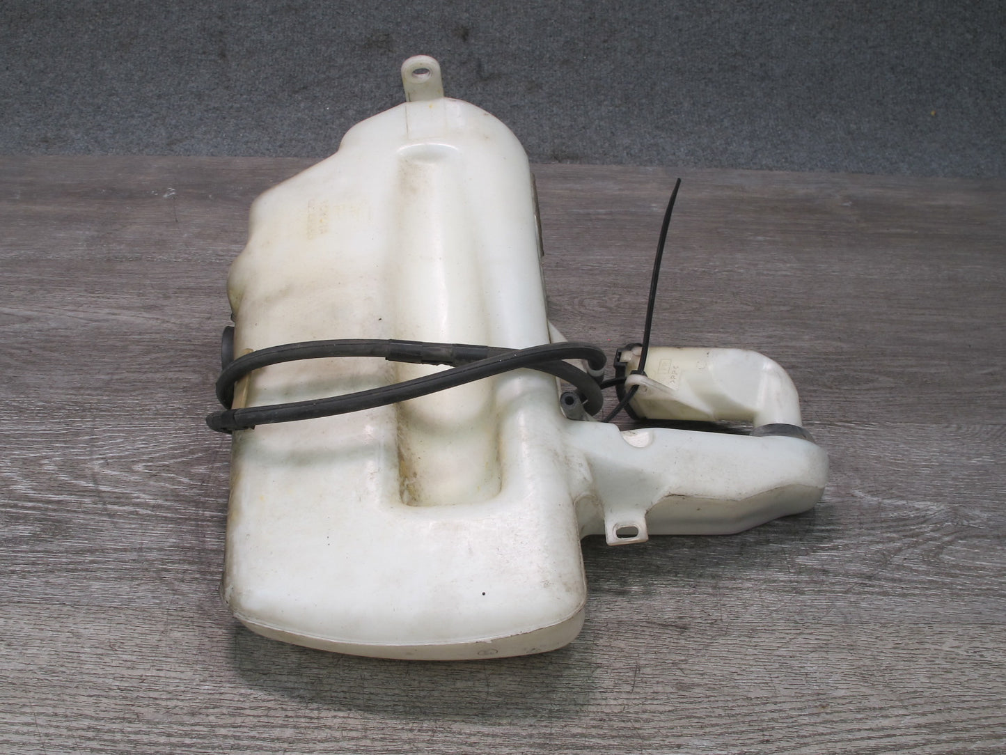 93-00 Lexus JZZ31L SC400 SC300 Windshield Washer Fluid Reservoir Tank w Pump OEM