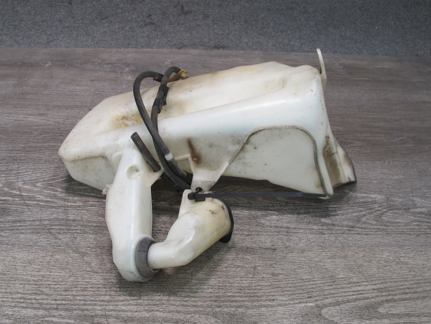 93-00 Lexus JZZ31L SC400 SC300 Windshield Washer Fluid Reservoir Tank w Pump OEM