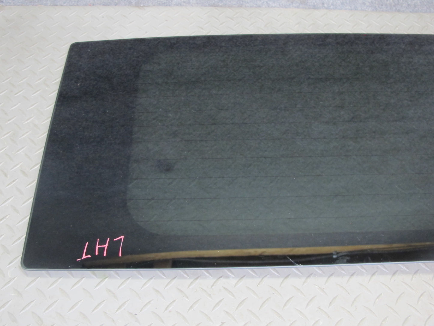 2003-2009 Hummer H2 Rear Trunk Lid Tailgate Liftgate Heated Glass Window