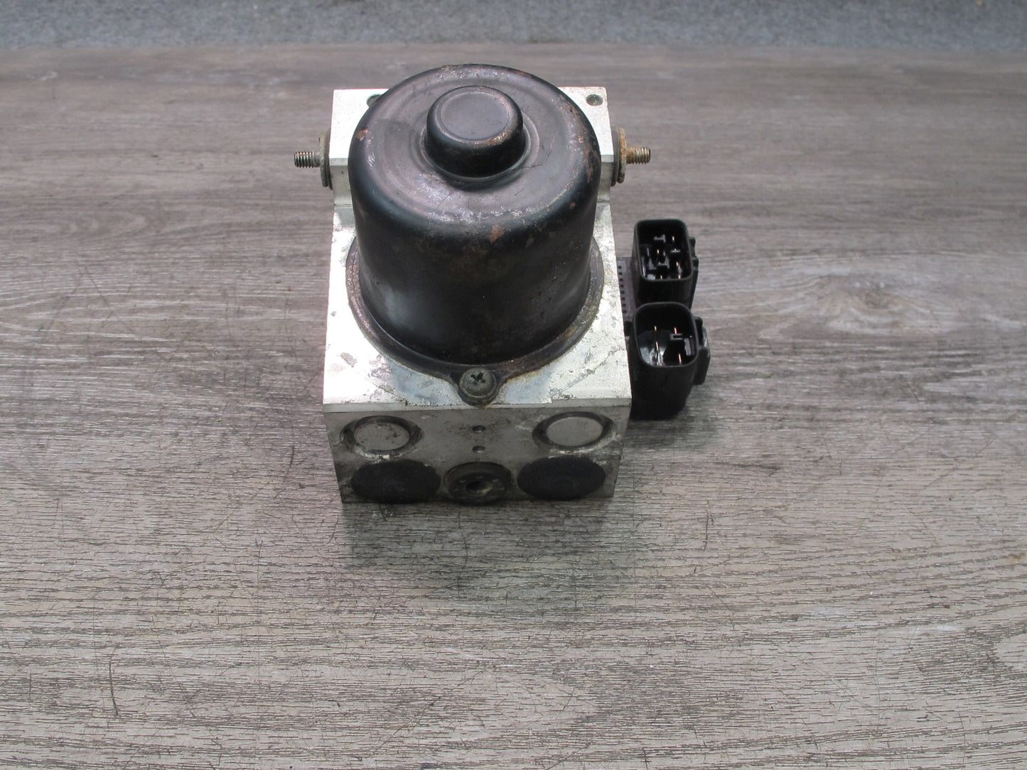 97-00 Lexus JZZ31L SC400 SC300 Anti Lock Brake ABS Pump Module 44510-24060 OEM