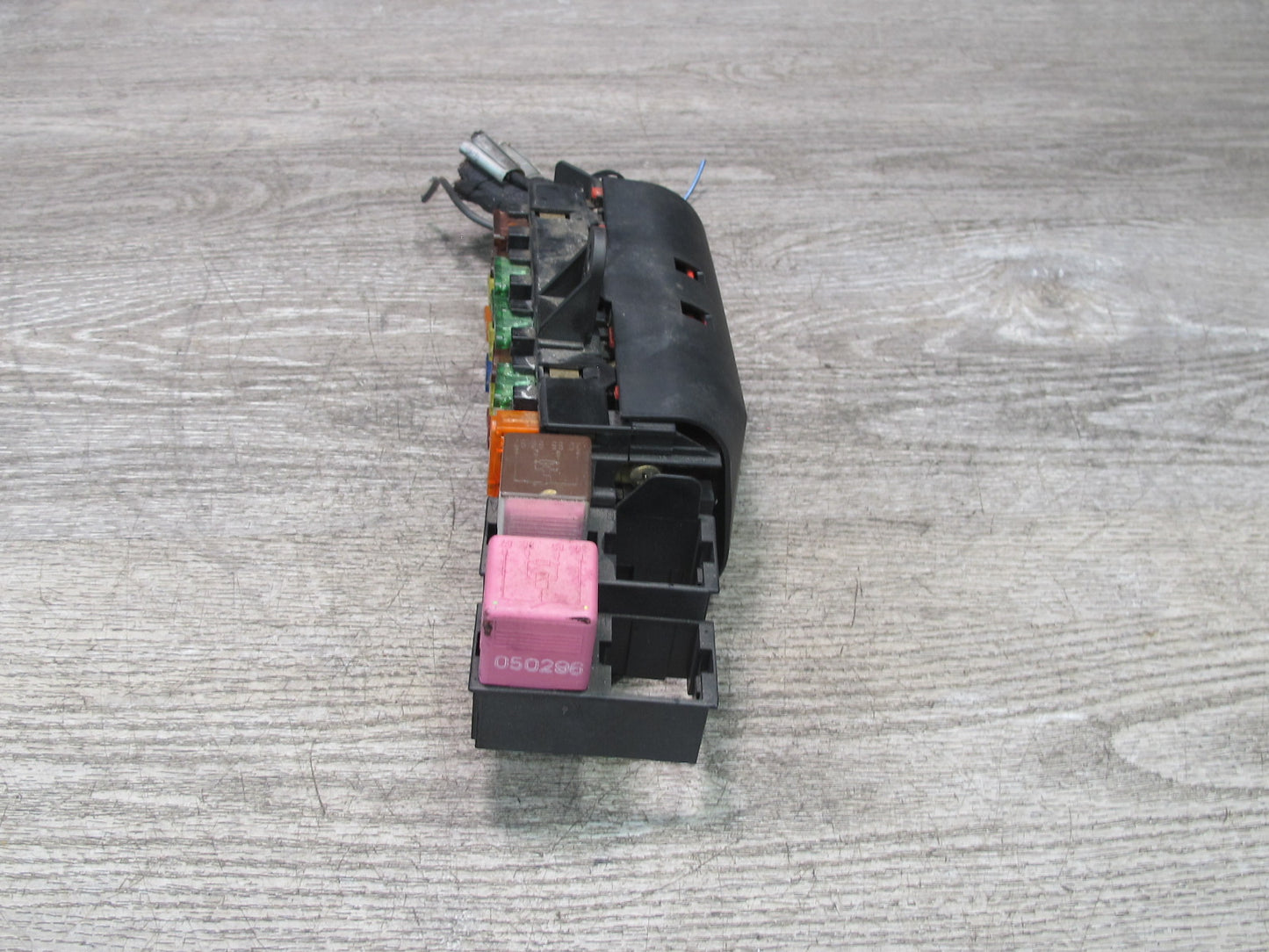 96-99 Mercedes W140 C140 Cl-class Rear Fuse Relay Box Module 1405454840 OEM