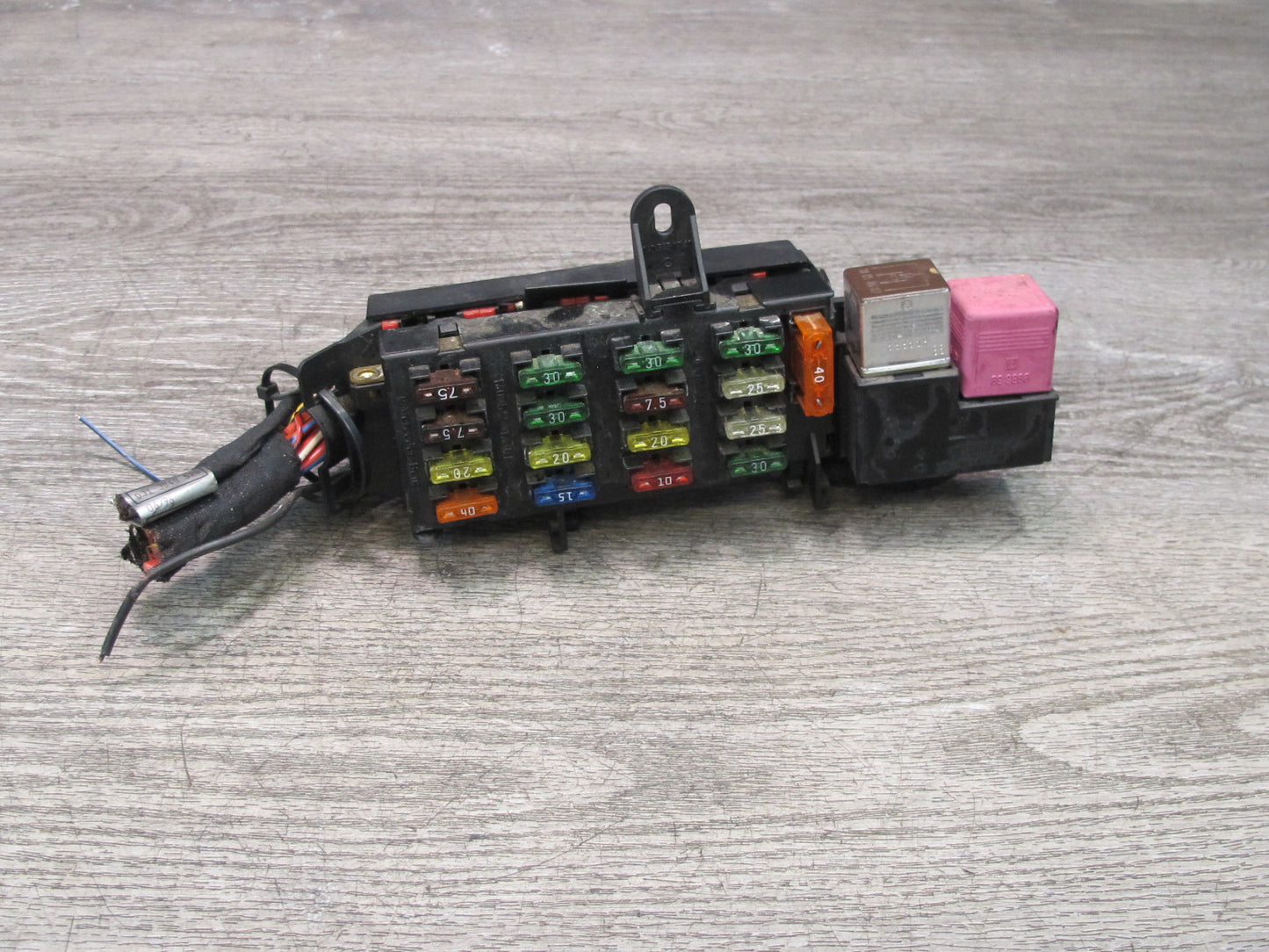 96-99 Mercedes W140 C140 Cl-class Rear Fuse Relay Box Module 1405454840 OEM