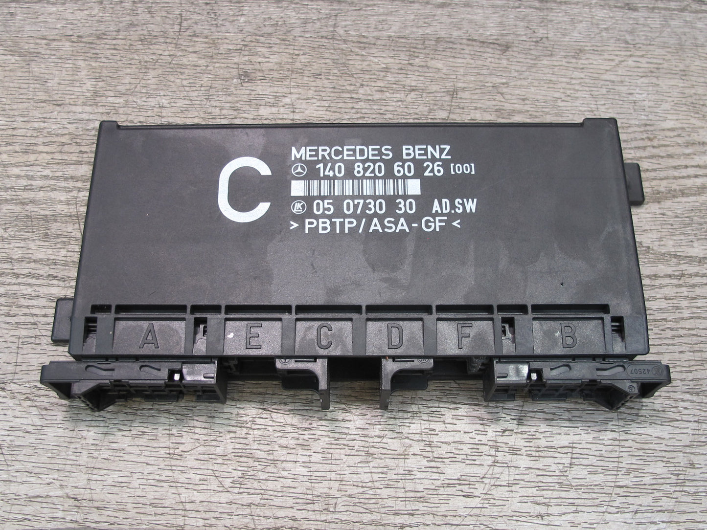 96-99 Mercedes W140 C140 Cl-class Coupe Comfort Control Module 1408206026 OEM