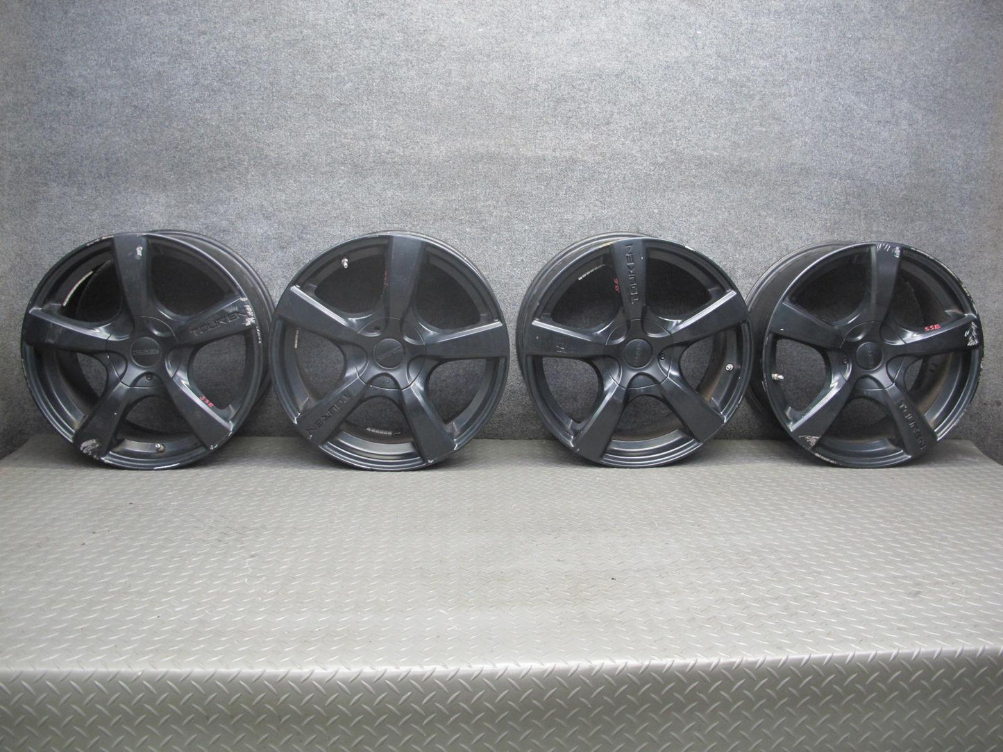 Set of 4 Touren TR9 3190 18" R18 Wheel Rim 18x8J ET40 5x110