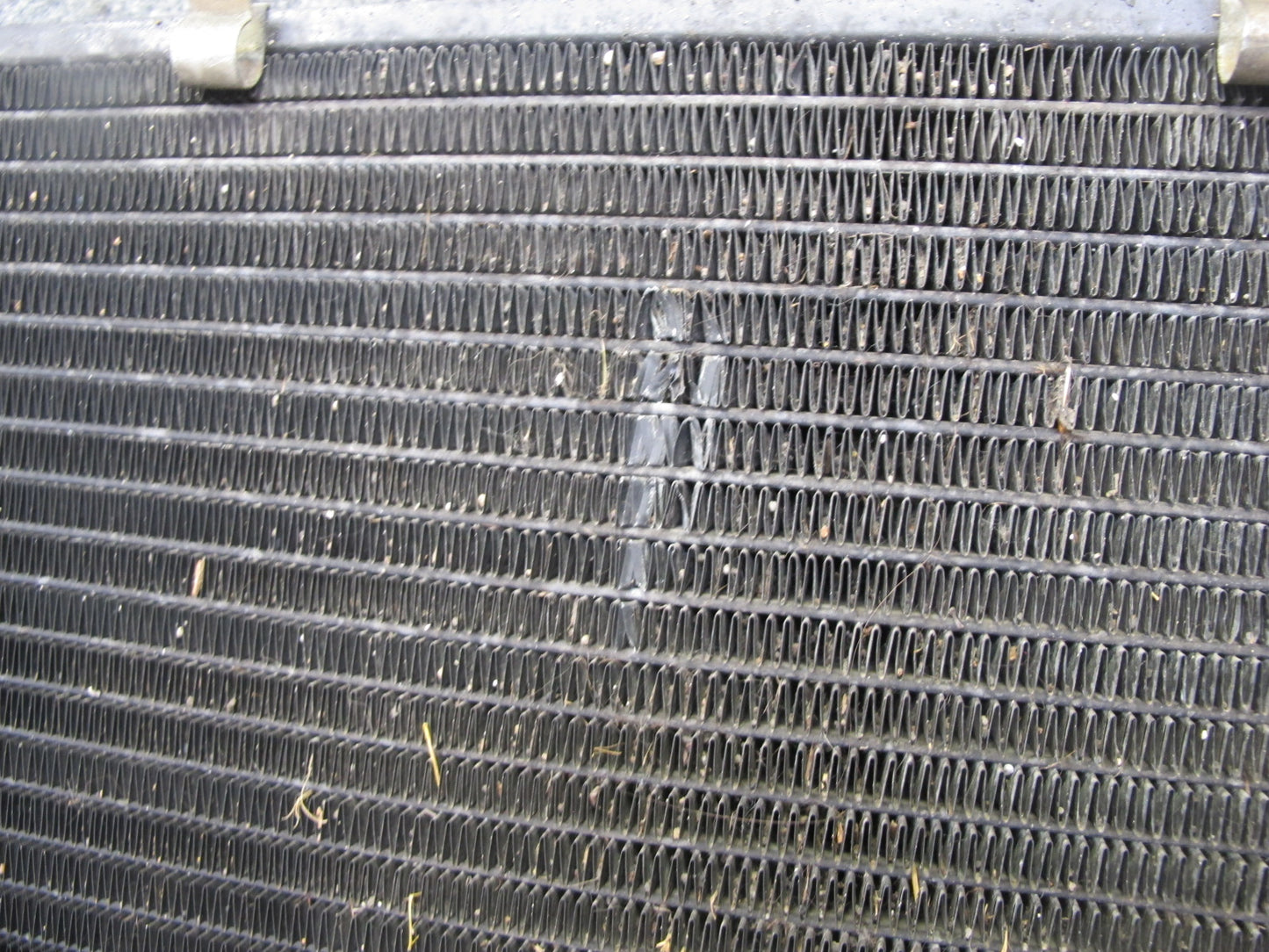 1984-1986 Porsche 928 S A/T Engine Motor Cooling Radiator 92810604001