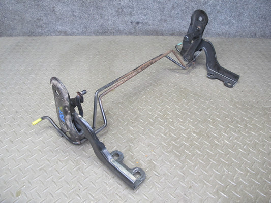 07-10 Saturn SKY Pontiac Solstice Rear Trunk Hinge Bracket 25798535 OEM