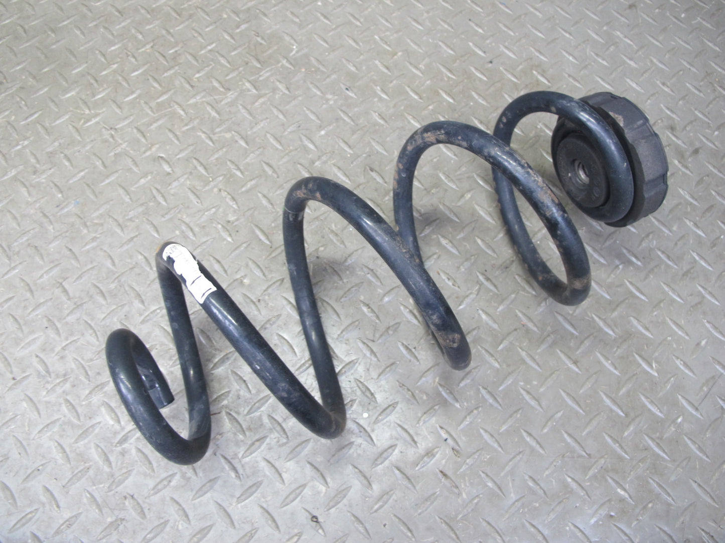 2015-2018 Porsche Macan Rear Left & Right Coil Spring Set of 2 95B511115A