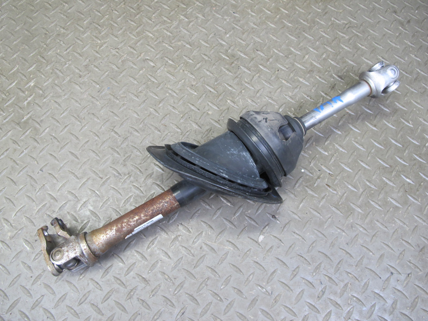 2015-2018 Porsche Macan Steering Column Intermediate U Joint Shaft 95B419753