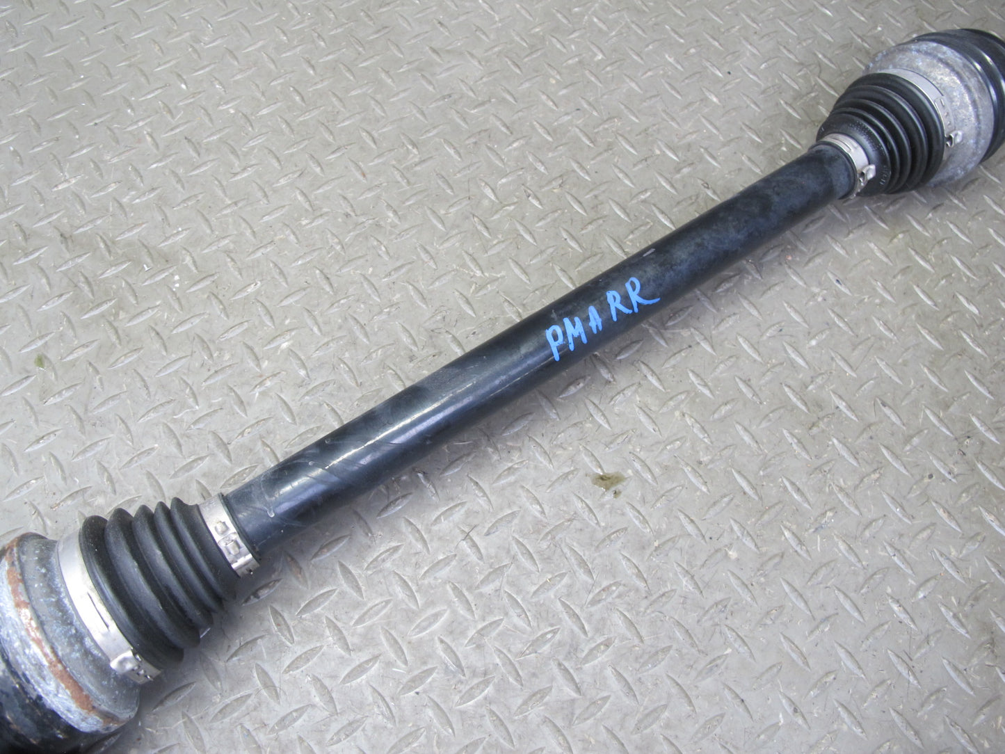 2015-2016 Porsche Macan S Rear Left or Right Suspension Axle Shaft 95B501203C