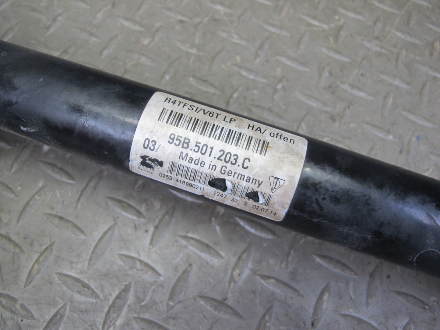 2015-2016 Porsche Macan S Rear Left or Right Suspension Axle Shaft 95B501203C
