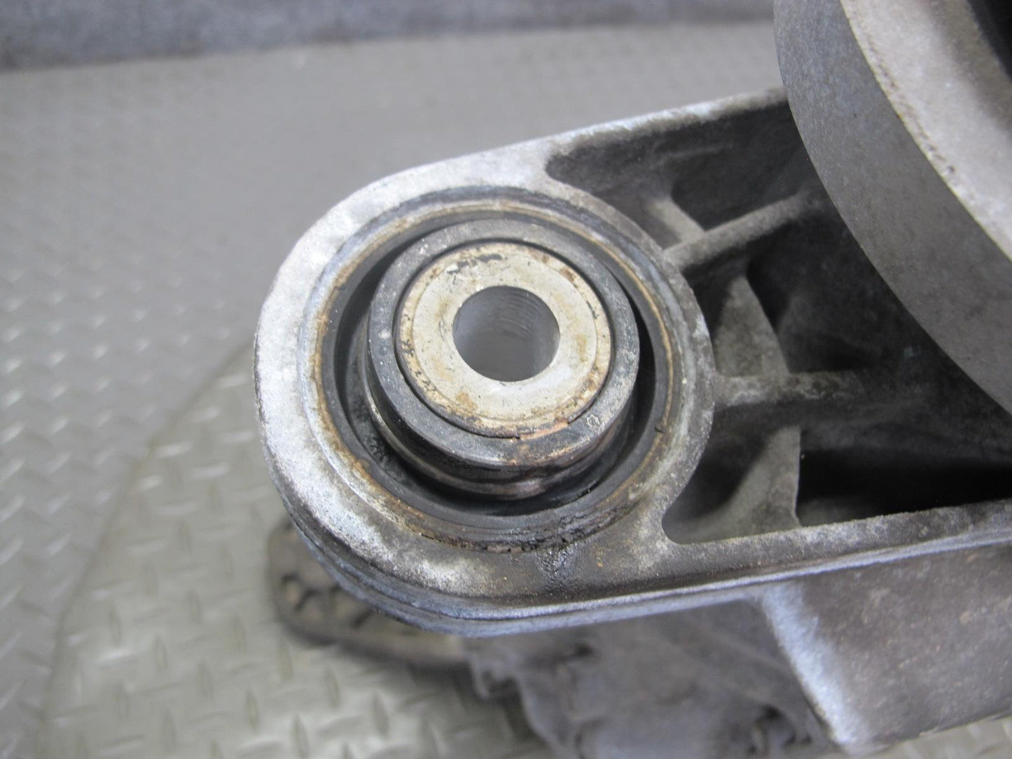 2017-2020 Maserati Levante M161 3.0L AWD Rear Differential Carrier 2.80 Ratio