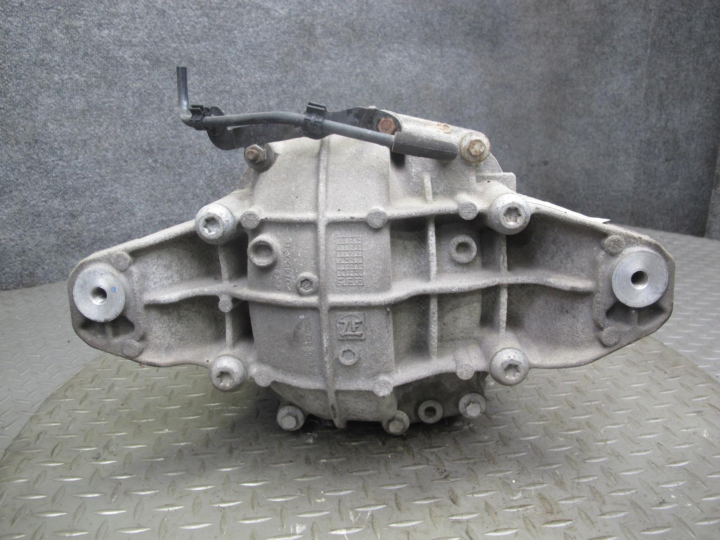 2017-2020 Maserati Levante M161 3.0L AWD Rear Differential Carrier 2.80 Ratio