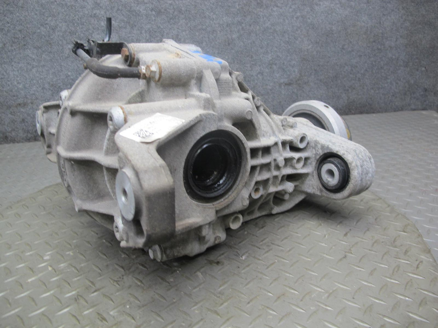 2017-2020 Maserati Levante M161 3.0L AWD Rear Differential Carrier 2.80 Ratio