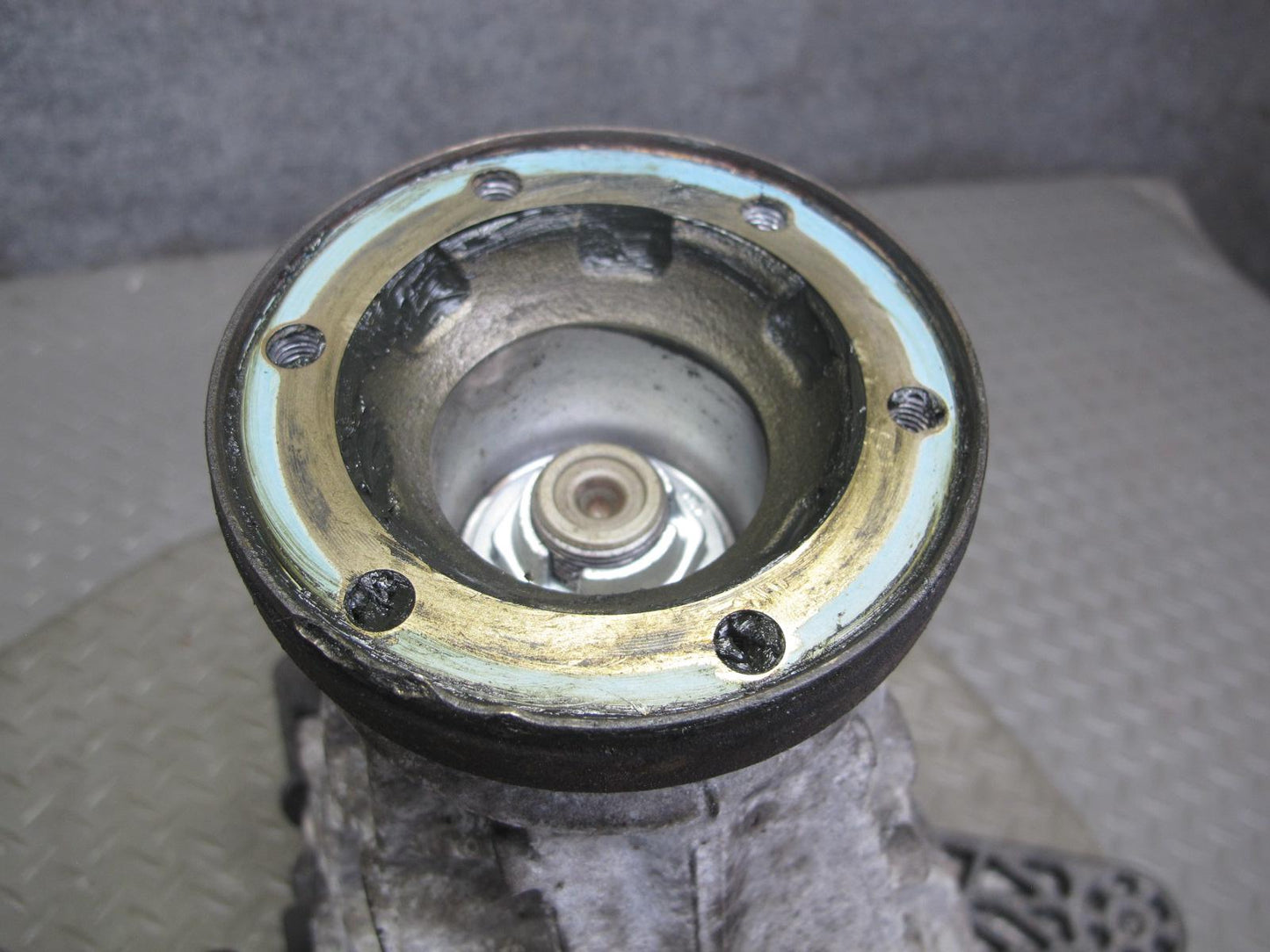 2015-2018 Porsche Macan S 3.0 AWD Rear Axle Differential Carrier 95B525015F 126k