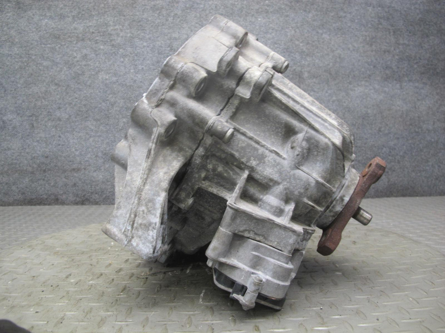 2017-2020 Maserati Levante M161 3.0L AWD Transfer Case Box w Motor 670038072