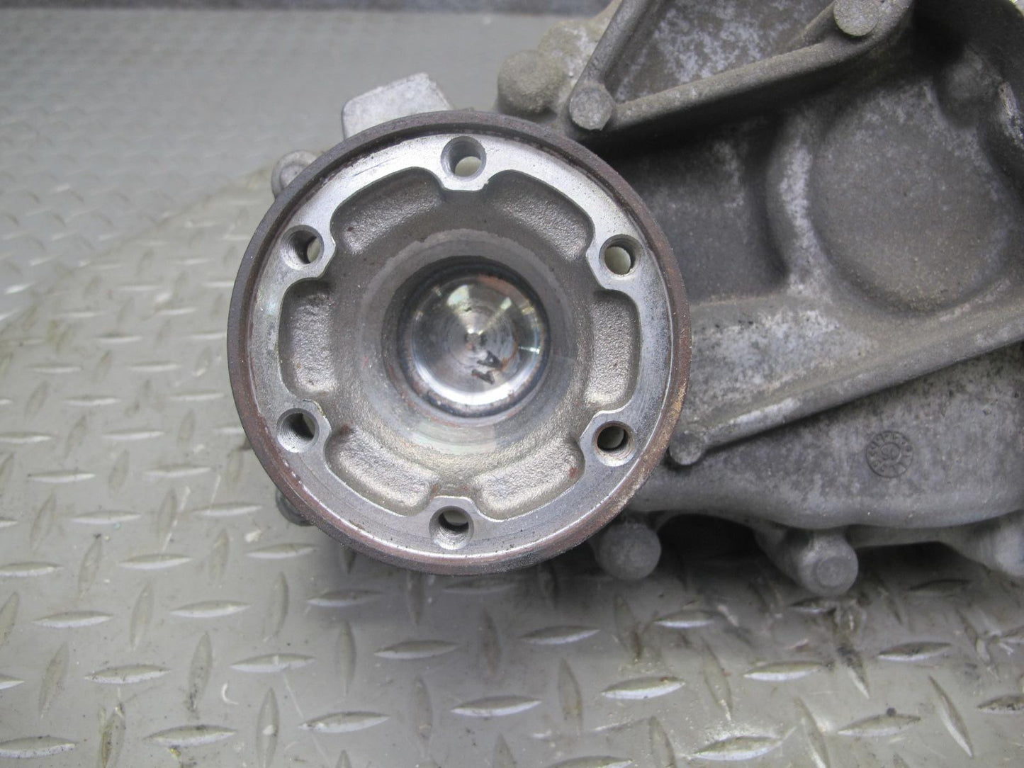 2017-2020 Maserati Levante M161 3.0L AWD Transfer Case Box w Motor 670038072