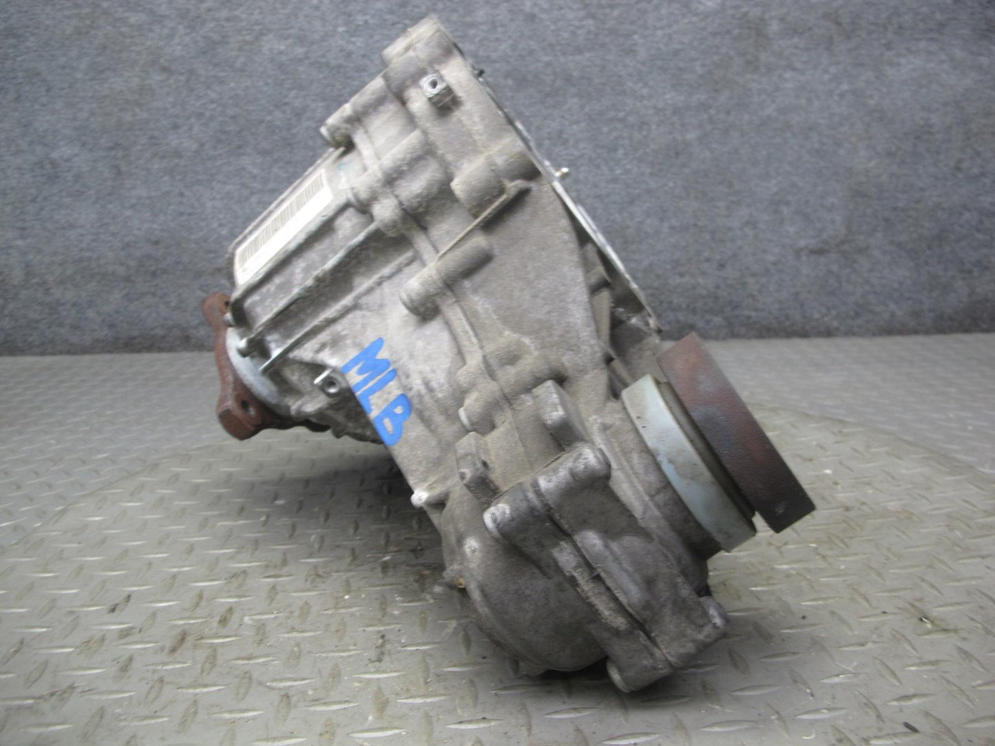2017-2020 Maserati Levante M161 3.0L AWD Transfer Case Box w Motor 670038072