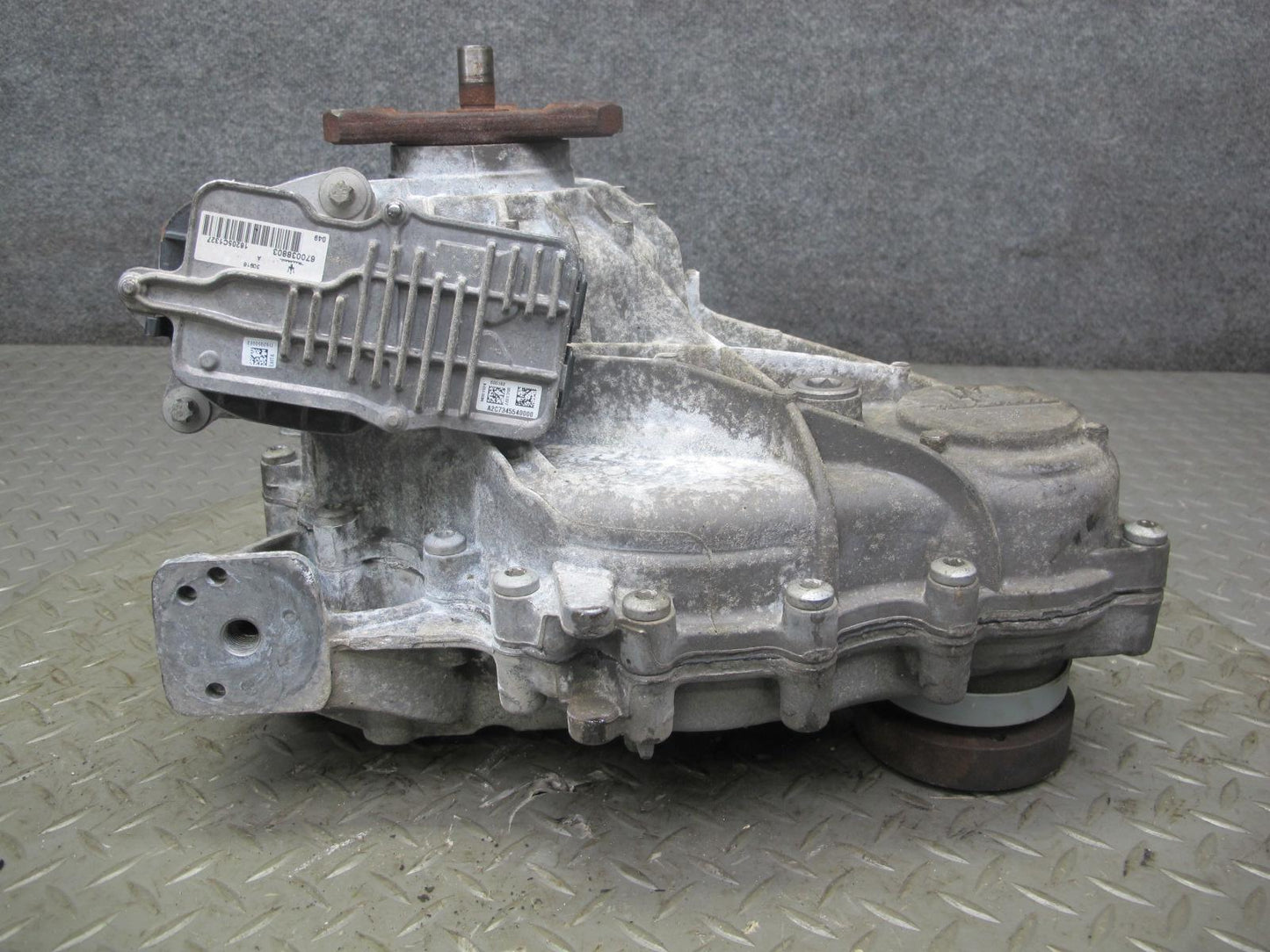 2017-2020 Maserati Levante M161 3.0L AWD Transfer Case Box w Motor 670038072