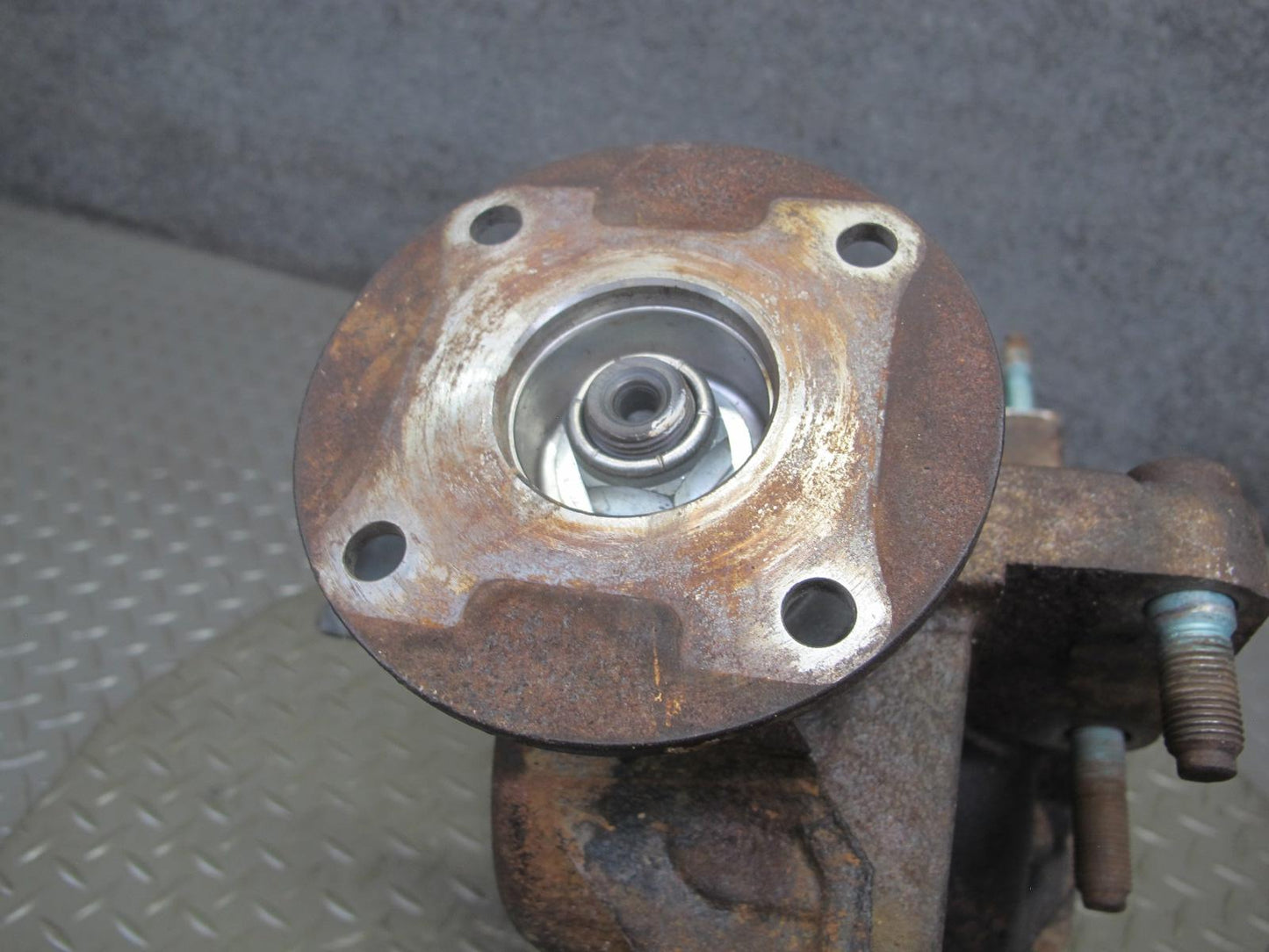 2008 Mazda RX8 A/T Rear Axle Differential Carrier LSD 4.30 Ratio 99K Miles OEM