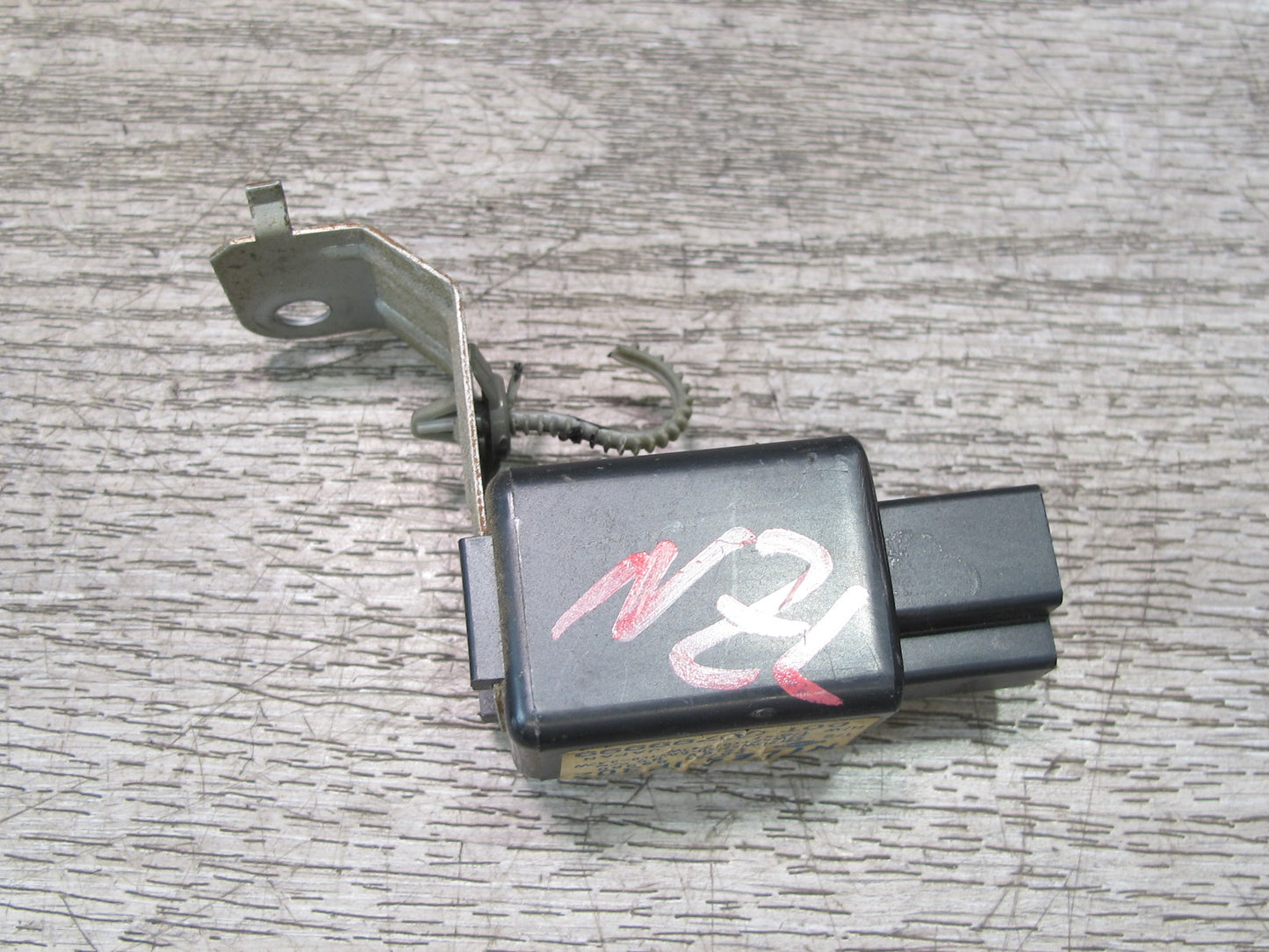 90-96 Nissan 300ZX Turn Signal Hazard Emergency Flasher Relay 25731-89960 OEM