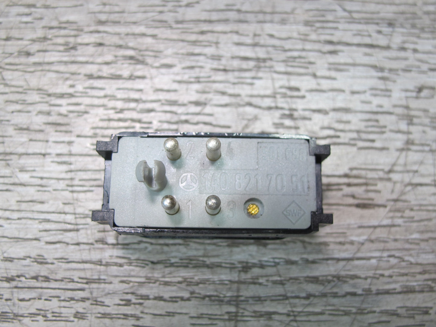 96-99 Mercedes W140 C140 Cl-class Parktronic Button Switch 1408206410 OEM