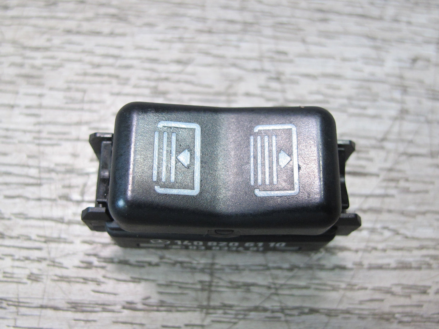 96-99 Mercedes W140 C140 CL Coupe Rear Window Roller Blind Shade Switch OEM