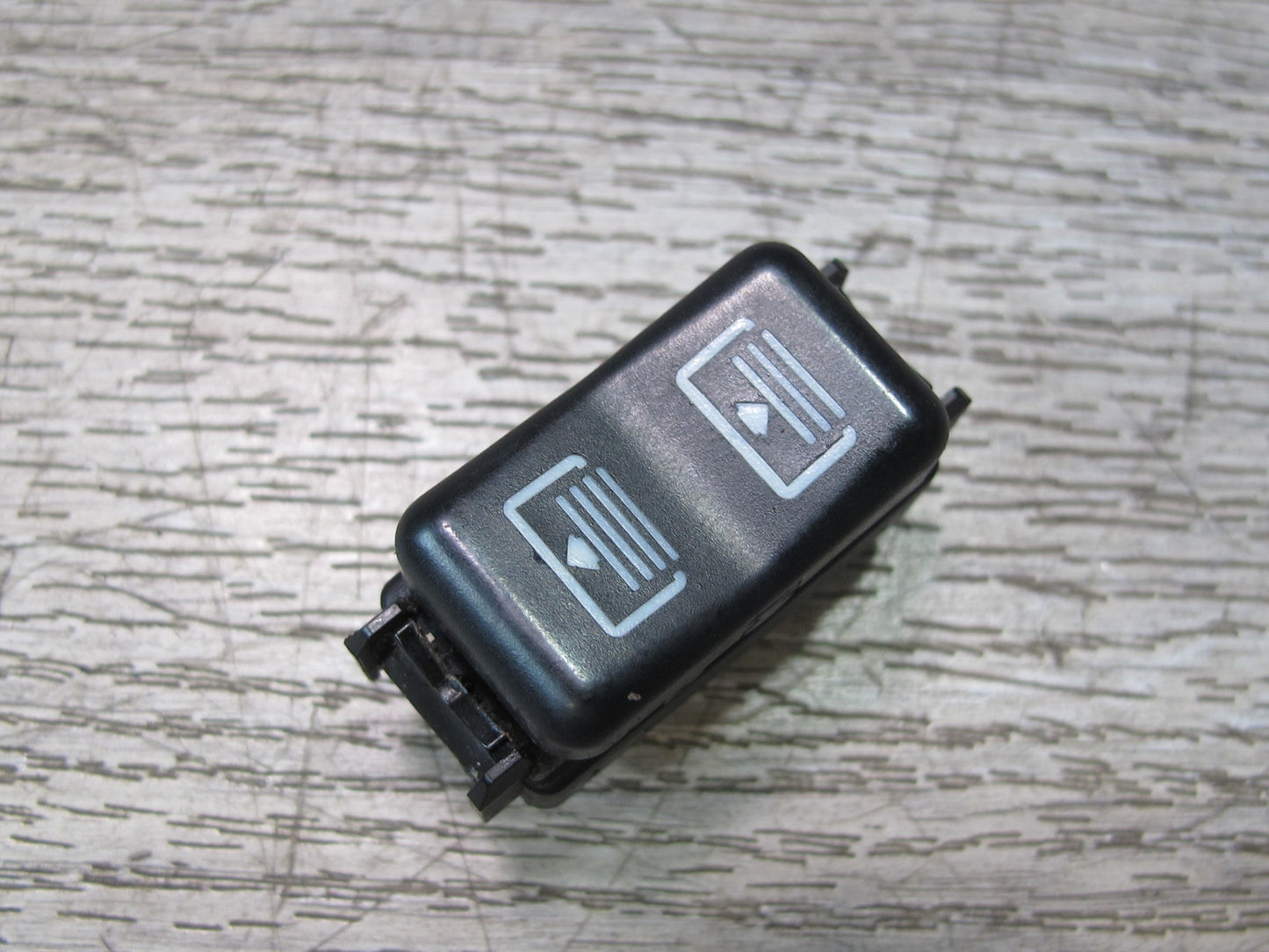 96-99 Mercedes W140 C140 CL Coupe Rear Window Roller Blind Shade Switch OEM
