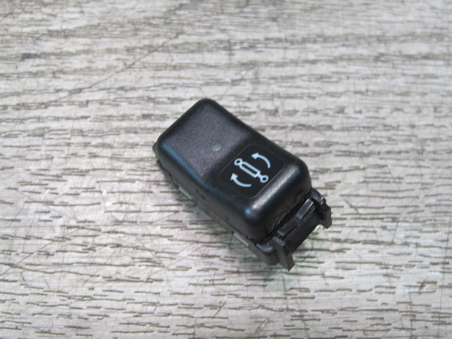 96-99 Mercedes W140 C140 Cl-class ADS Adaptive Damping Suspension Switch OEM