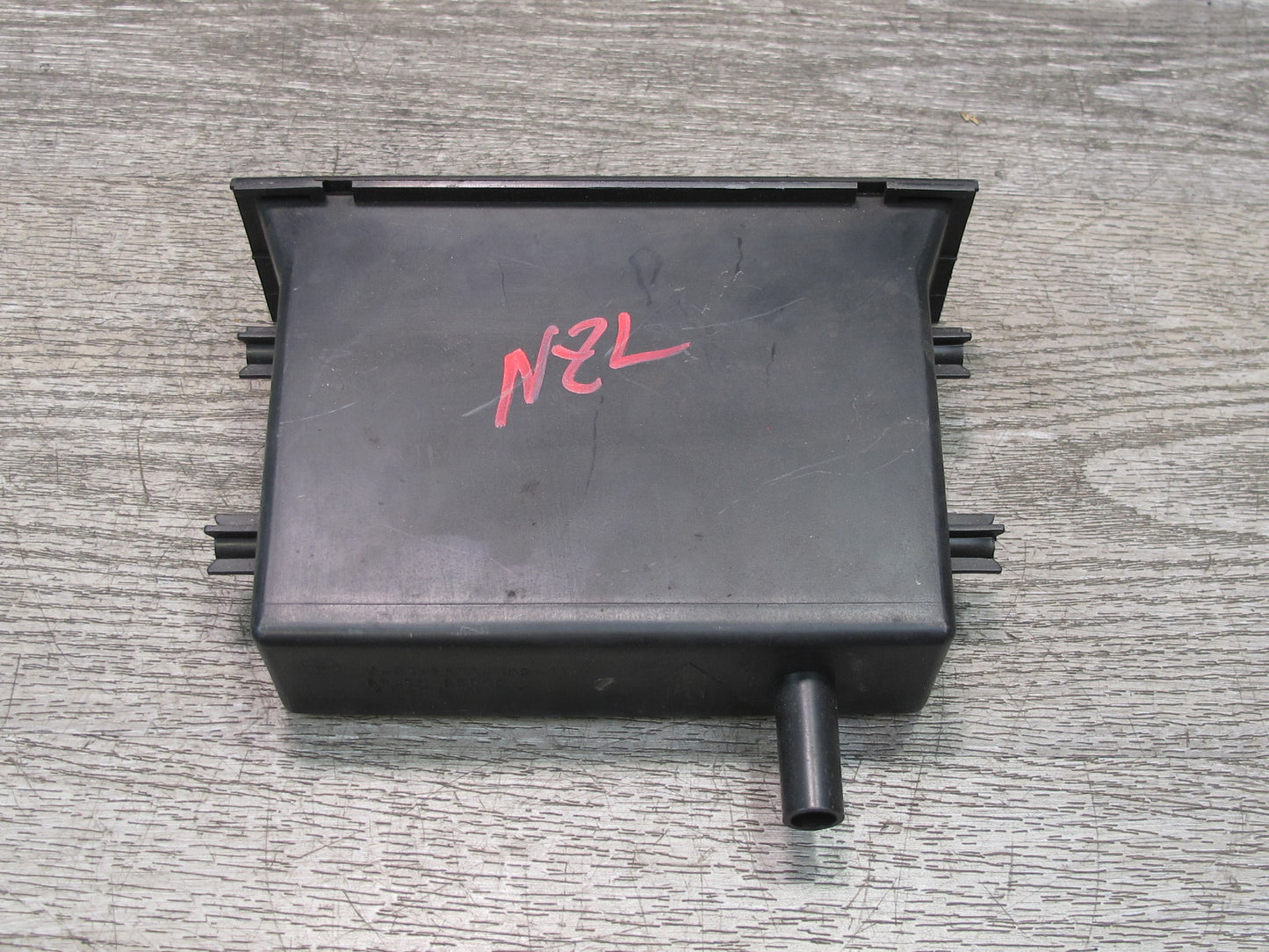 90-96 Nissan Z32 300ZX Instrument Panel Pocket Storage Black 68475-35F00 OEM