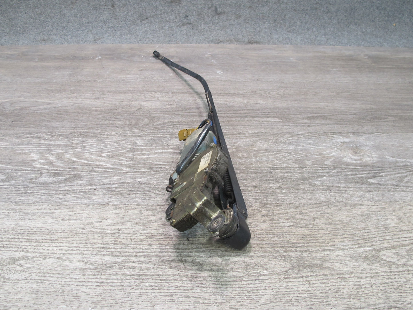 90-96 Nissan Z32 300ZX 2+0 Rear Trunk Lid Tailgate Wiper Arm w Motor OEM