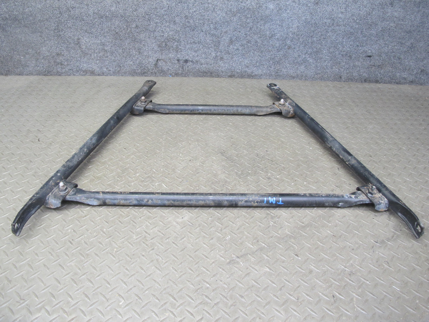 00-05 Toyota MR2 Spyder ZZW30L Under Body Brace Support OEM