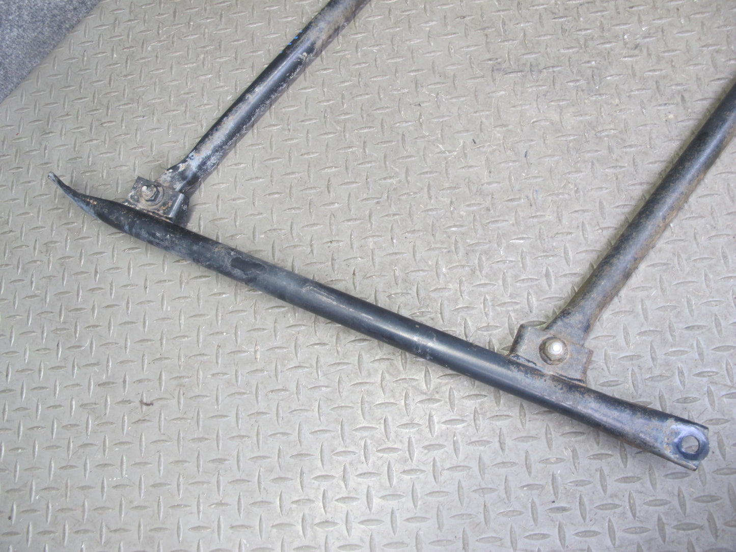 00-05 Toyota MR2 Spyder ZZW30L Under Body Brace Support OEM