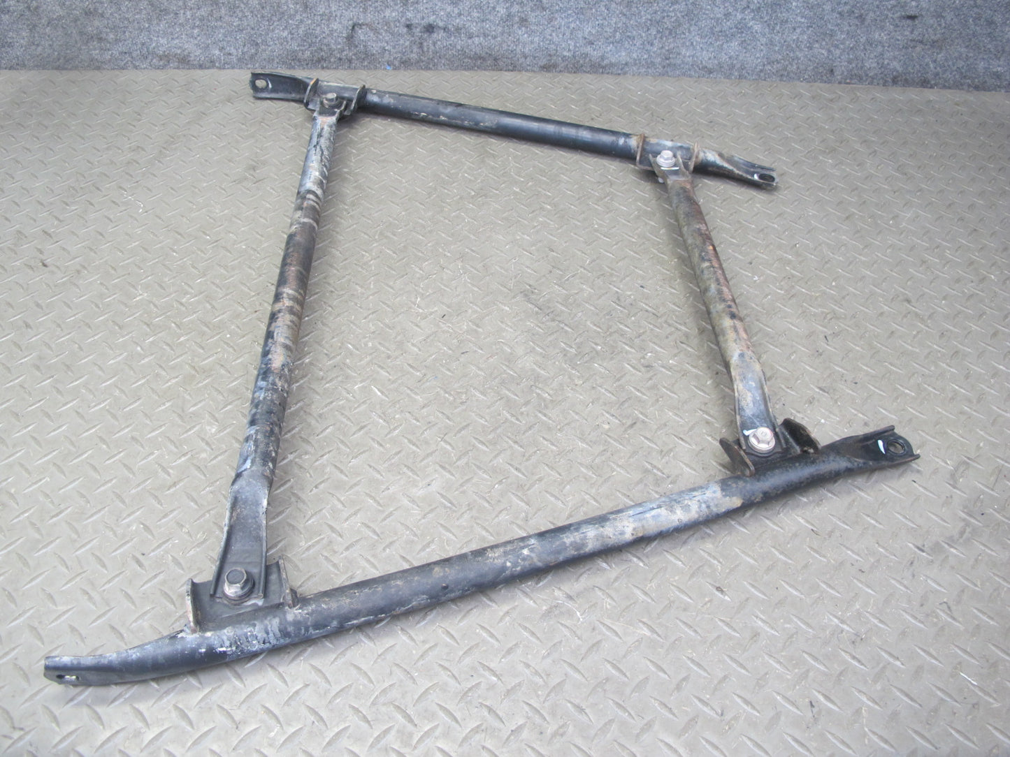 00-05 Toyota MR2 Spyder ZZW30L Under Body Brace Support OEM