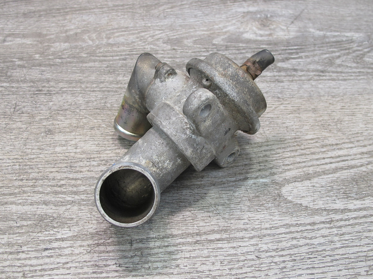 90-96 Nissan Z32 300ZX Turbo Right Recirculation Valve 14483-40P01 OEM