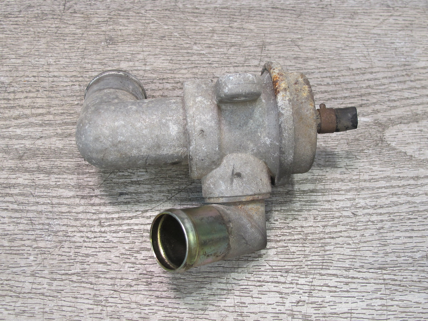 90-96 Nissan Z32 300ZX Turbo Right Recirculation Valve 14483-40P01 OEM