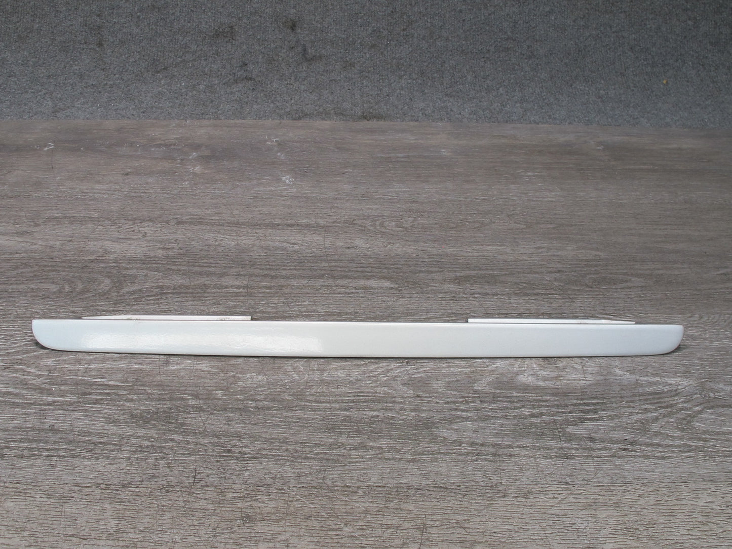 96-99 Mercedes W140 C140 CL Coupe Rear Trunk Lid License Finish Trim Molding OEM