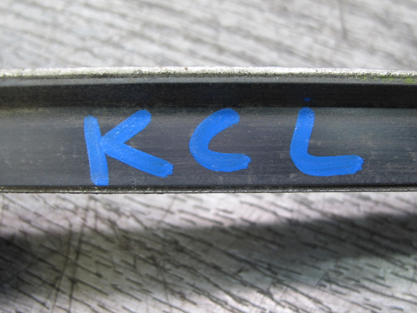 96-99 Mercedes W140 C140 CL Coupe Rear Trunk Lid License Finish Trim Molding OEM