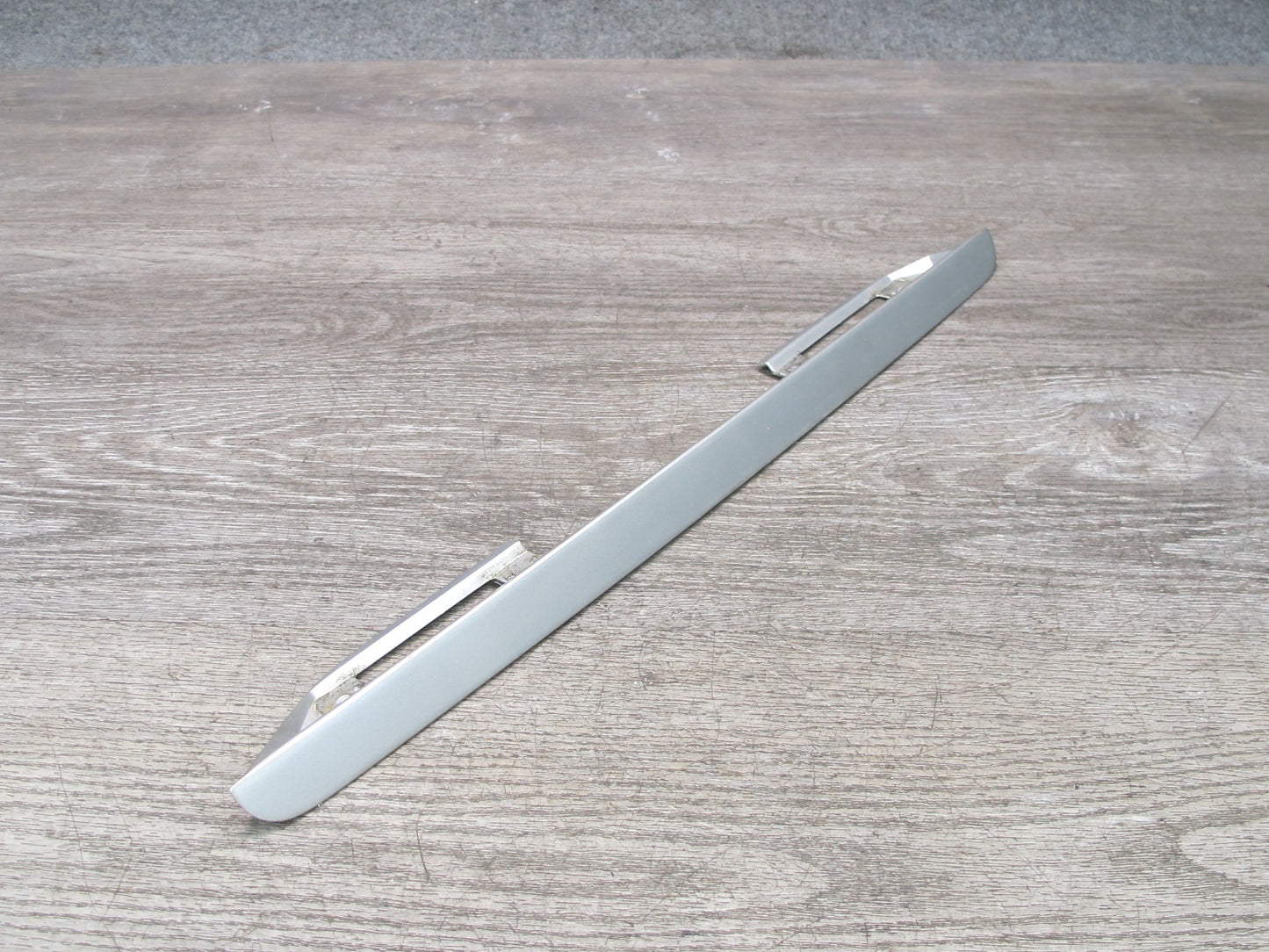 96-99 Mercedes W140 C140 CL Coupe Rear Trunk Lid License Finish Trim Molding OEM