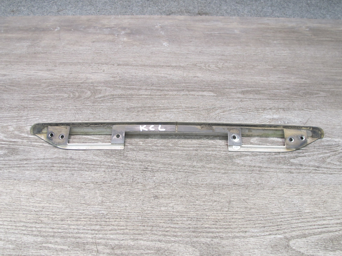 96-99 Mercedes W140 C140 CL Coupe Rear Trunk Lid License Finish Trim Molding OEM